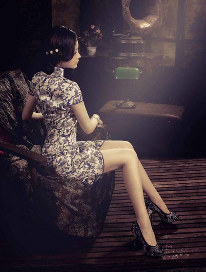 中国<em>旗袍</em>:东方美女之神韵(组图)_会计拉呱_友商